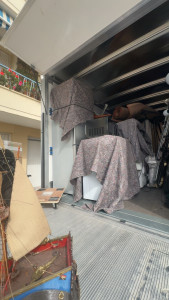 Photo de galerie - Remplissage camion et protection des biens du client