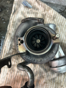 Photo de galerie - Remplacement d’un turbocompresseur 