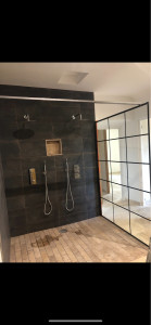 Photo de galerie - Double douche en encastré