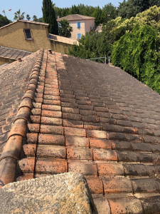 Photo de galerie - Vos toitures sont désormais plus propres et plus saines avec nous.