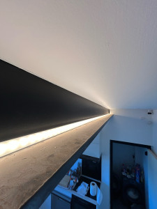 Photo de galerie - Pose de ruban LED connecter ou non