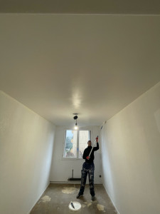 Photo de galerie - 2. Couches de peinture. blc satiné 