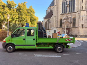 Photo de galerie - évacuation d encombrants et meubles pour mise en déchèterie 