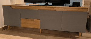 Photo de galerie - Meuble TV sur-mesure (de la conception à la fabrication et la pose)