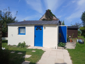 Photo de galerie - Ravalement cabanon de jardin 