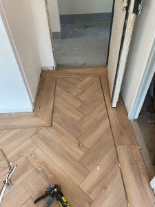 Photo de galerie - Pose parquet en bâton rompu avec cadre