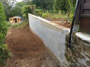 Photo de galerie - Mur clôture de maintien de terre 
