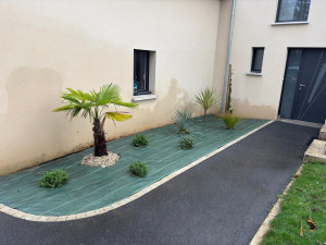Photo de galerie - Pose de bâche et plantations