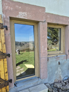 Photo de galerie - Pose porte et fenetre