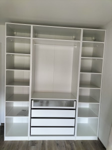 Photo de galerie - Montage dressing ikea.