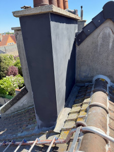 Photo de galerie - Réfection d’enduit de cheminée 