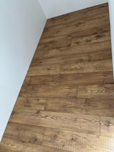 Photo de galerie - Pose de parquet remontage de kit de meubles