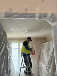 Photo de galerie - Reparations des plafonds d’une maison fissuré par séismes selon MR Alain.traitement des fissures sur les plafonds et lissage 