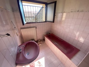 Photo réalisation - Plomberie - Installation sanitaire - Tommy (T.P Plomberie) - Aurec-sur-Loire : Salle de bain AVANT