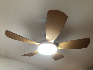 Photo de galerie - éclairage avec ventilation 