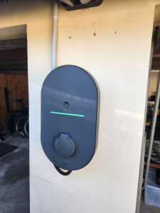 Photo de galerie - Mise en place d'une borne électrique 