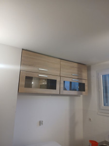 Photo de galerie - Un armoire au mur 
