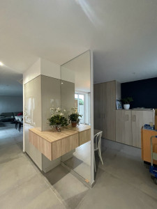 Photo de galerie - Pose d’un miroir d’entrée