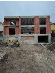 Photo de galerie - Réalisation de bâtiments neufs depuis les fondations
Fondations, béton banché, gros œuvre.