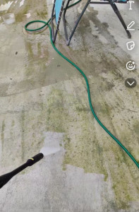 Photo de galerie - Nettoyage d'une terrasse au karsher