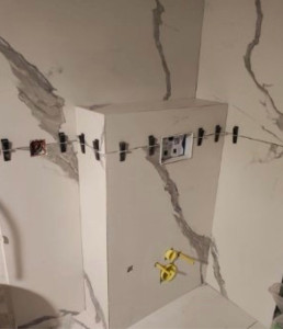 Photo de galerie - Pose d’un toilettes création d’un coffrage 