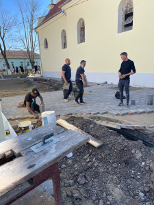 Photo de galerie - Artisan sérieux propose services d’aménagement intérieur. Expérience en peinture, pose de placo, rénovation, finitions, montage meubles. Travail propre, rapide et de qualité. Prix corrects. Déplacement possible. Contactez-moi pour devis gratuit. 