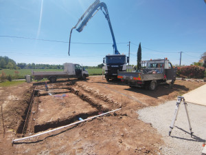 Photo de galerie - Création d'un pull house, terrassement et coulage des fondations et dalles avec un de mes partenaires en maçonnerie.