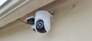 Photo de galerie - Pose de prises étanche avec caméra