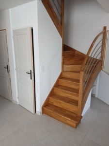 Photo de galerie - Pose  cloison placo +porte sous escalier