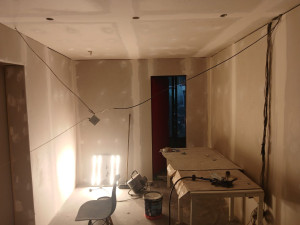 Photo de galerie - Pose de placoplâtre, électricité (pose de spot)