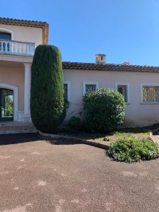 Photo de galerie - Jardinier