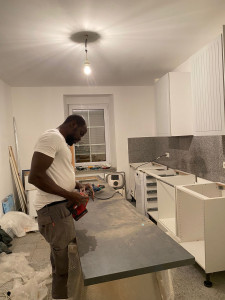 Photo de galerie - Pose complète de cuisine et raccordement. 