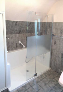 Photo de galerie - Installation une douche adaptée aux personnes âgées