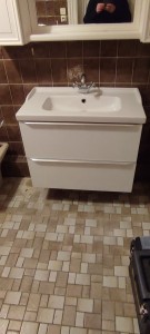Photo de galerie - Remplacement lavabo ancien