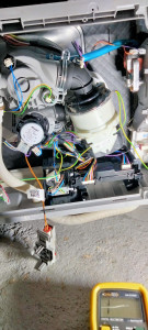 Photo de galerie - Machine à laver,micro ondes,lave vaisselle, sèche linge, aspirateur, four,etc ..