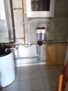 Réparation de fuite sur tuyau de machine à laver ou lave-vaisselle -  Gauthier Plomberie 74