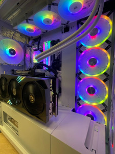 Photo de galerie - Montage d'un ordinateur pour un client 