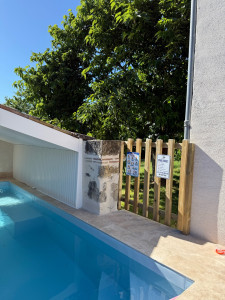 Photo de galerie - Fabrication barrière piscine 