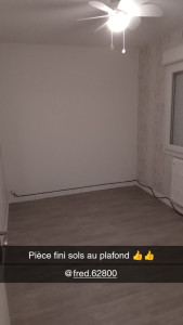 Photo de galerie - Chambre après tapisserie plafond peinture et pose sols