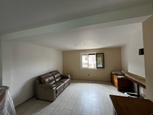 Photo de galerie - Ratissage sur murs et peinture plafond / murs 