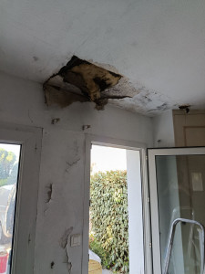 Photo de galerie - Réparation mur et plafond suite à une infiltration 