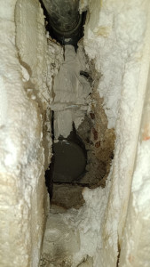 Photo de galerie - Rebouchage d'une fuite dans vide sanitaire