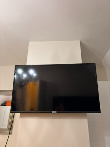 Photo de galerie - Television suspendue