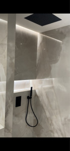 Photo de galerie - Installation corps encastré de douche, raccordement eau chaude / froide 