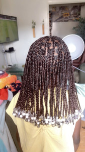 Photo de galerie - Braids avec perles pour petites filles 