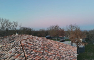 Photo de galerie - Rénovation complète d’une toiture sur la commune de Eaunes 