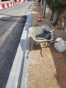 Photo de galerie - Pose des bordures 
