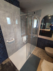 Photo de galerie - Création d'un espace douche PMR 