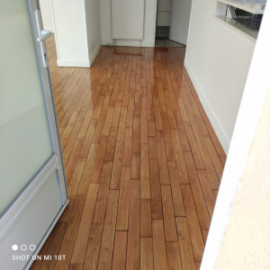Photo de galerie - Réparation et ponçage du parquet 