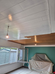Photo de galerie - Application primaire  sur plafond bois